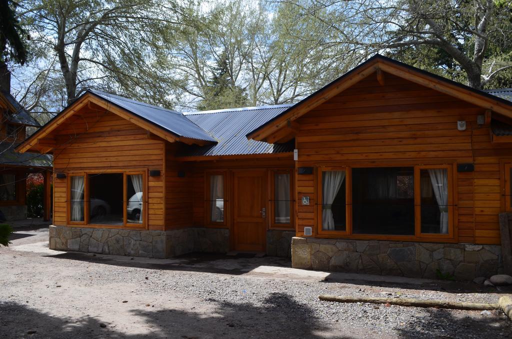 Apart Hotel Robles Del Sur San Martín de los Andes Kültér fotó