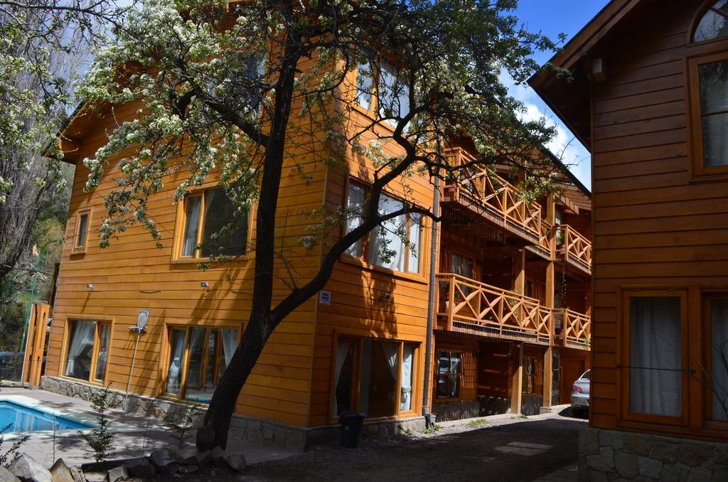 Apart Hotel Robles Del Sur San Martín de los Andes Kültér fotó