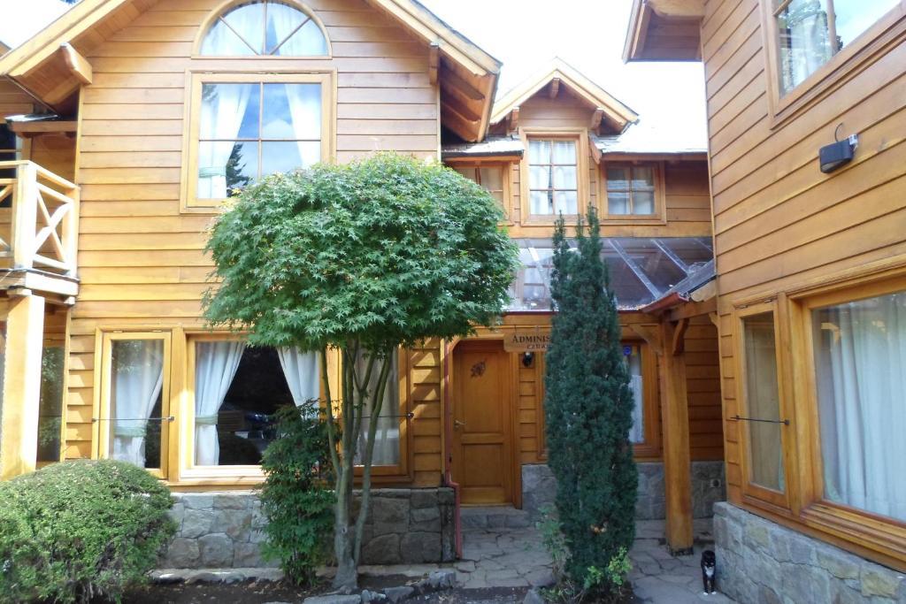 Apart Hotel Robles Del Sur San Martín de los Andes Kültér fotó