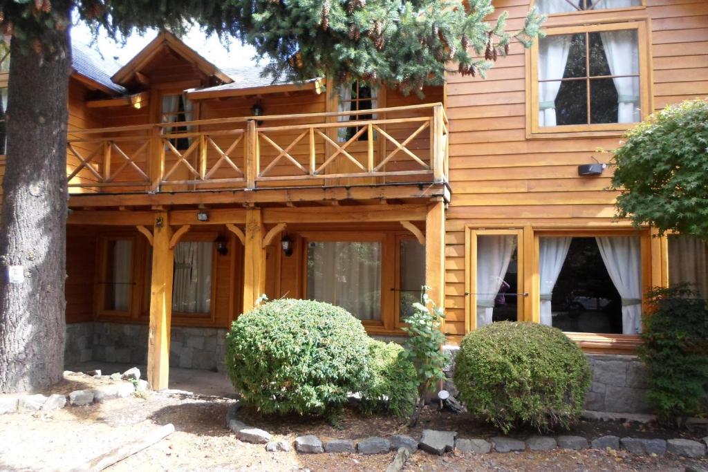 Apart Hotel Robles Del Sur San Martín de los Andes Kültér fotó