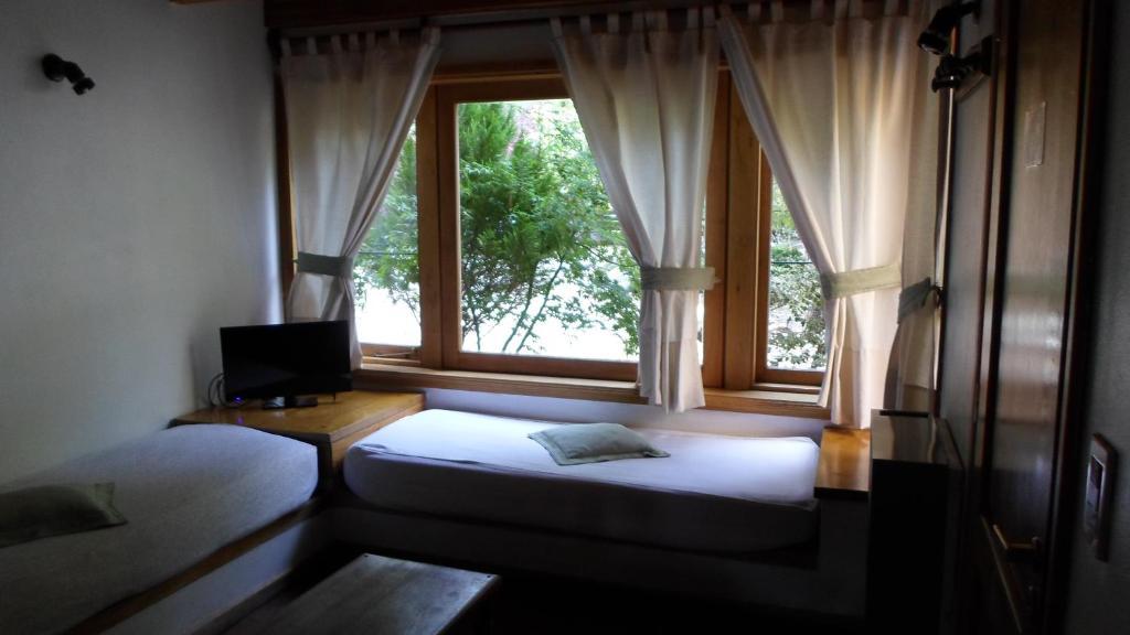 Apart Hotel Robles Del Sur San Martín de los Andes Szoba fotó